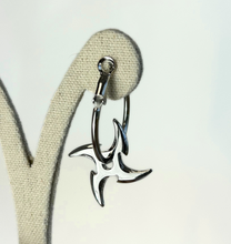Carica l&#39;immagine nel visualizzatore di Gallery, Kunai&amp;Shuriken Earrings SINGOLO
